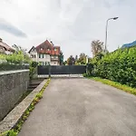 Bergblick Lägenhet *